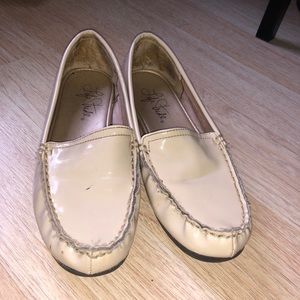 Nude Life Stride Flats